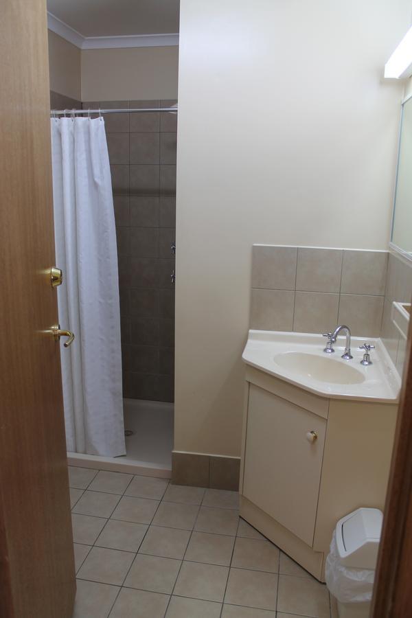 Millicent Hillview Caravan Park Luaran gambar