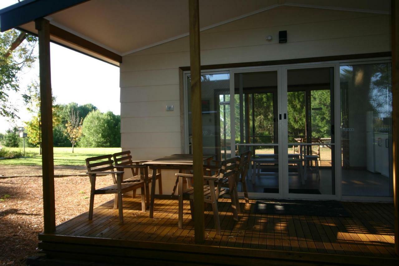 Millicent Hillview Caravan Park Luaran gambar