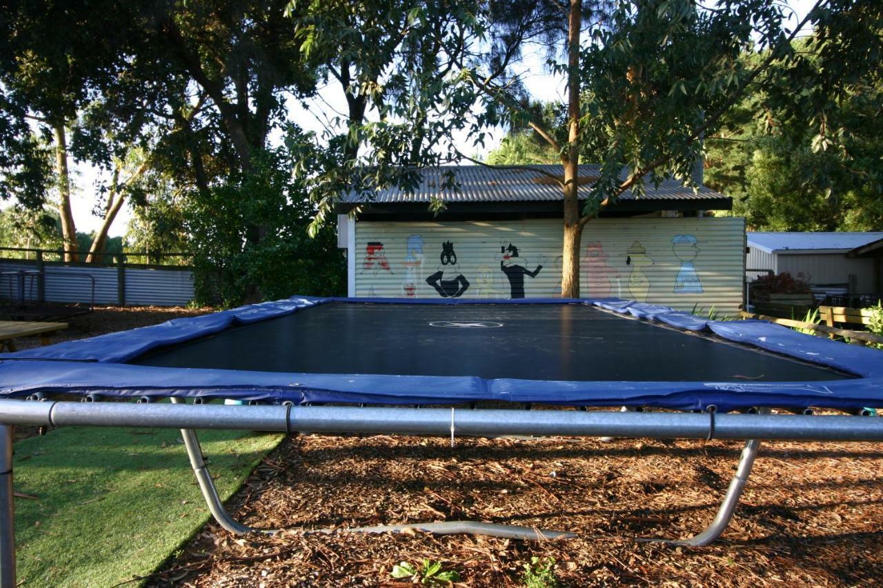 Millicent Hillview Caravan Park Luaran gambar